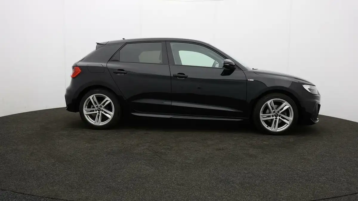 2023-audi-a1-10-30-tfsi-s-line-big-7