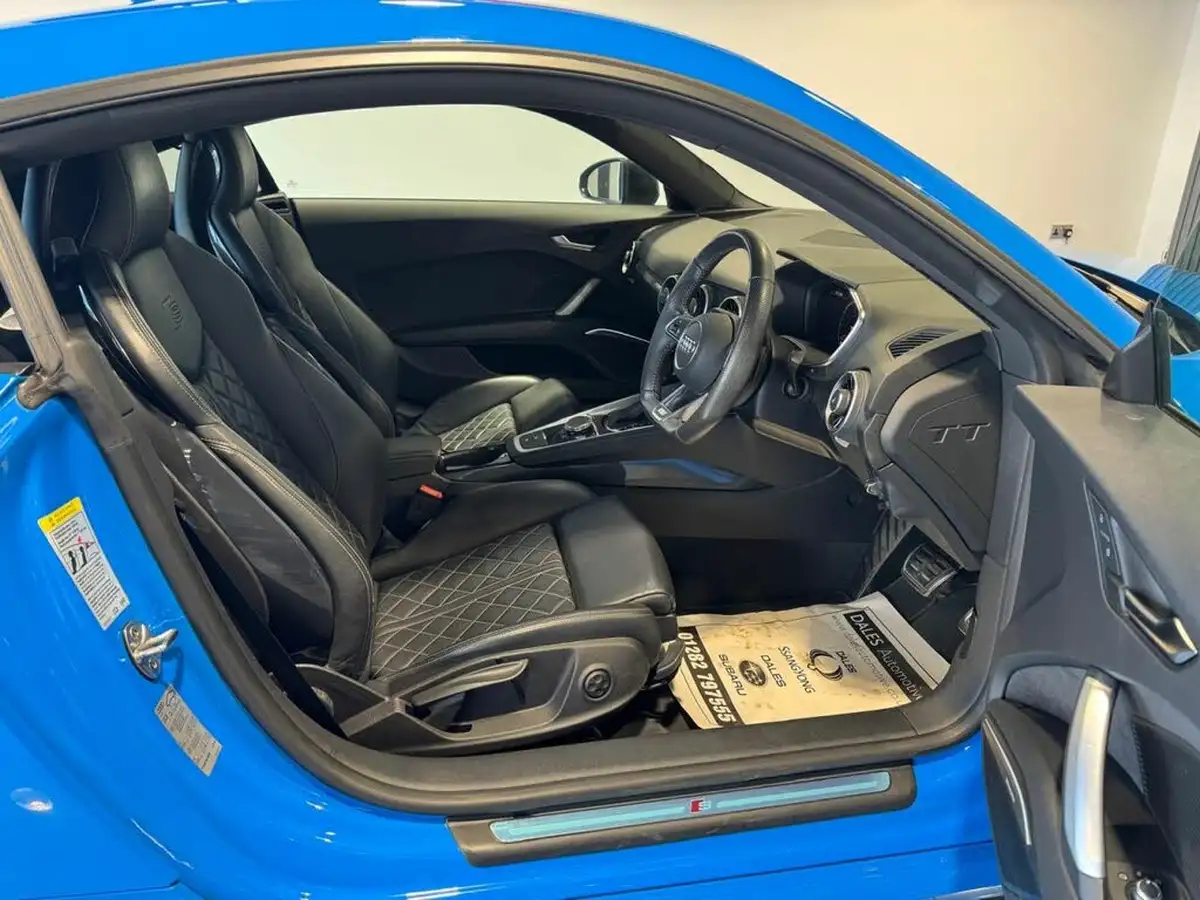 2020-audi-tt-coupe-20-40-tfsi-black-edition-big-17