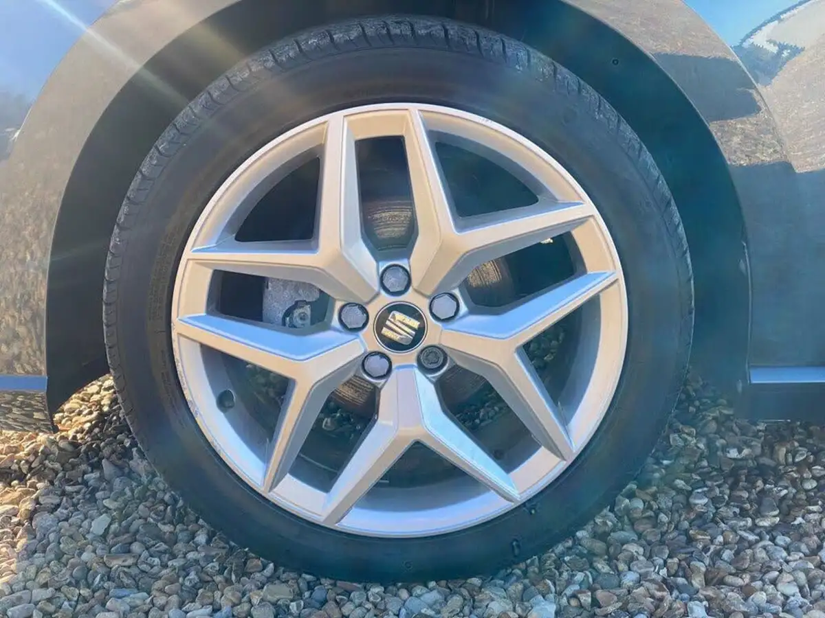 2019-seat-ibiza-10-mpi-fr-big-28