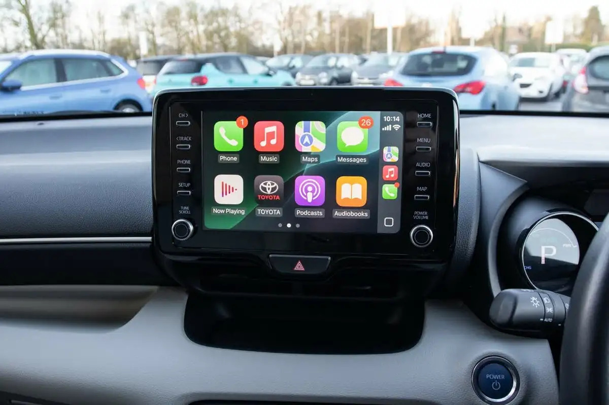 2022-toyota-yaris-15-vvt-i-excel-big-29