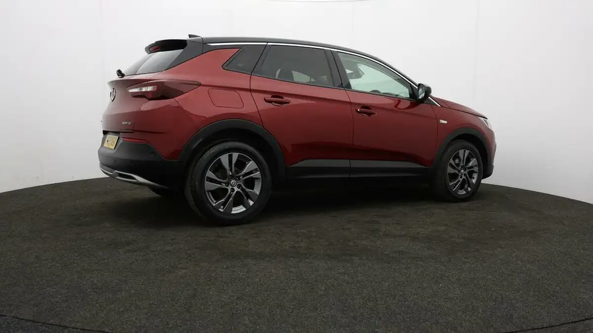 2020-vauxhall-grandland-x-12-sri-nav-big-32