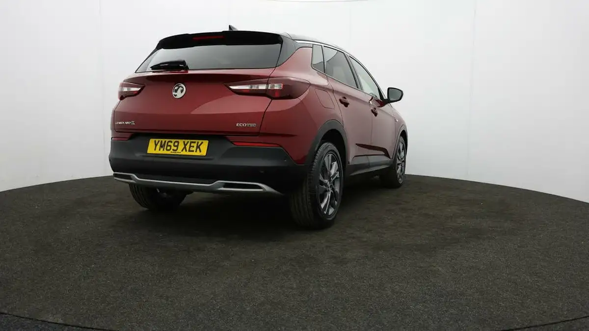 2020-vauxhall-grandland-x-12-sri-nav-big-74