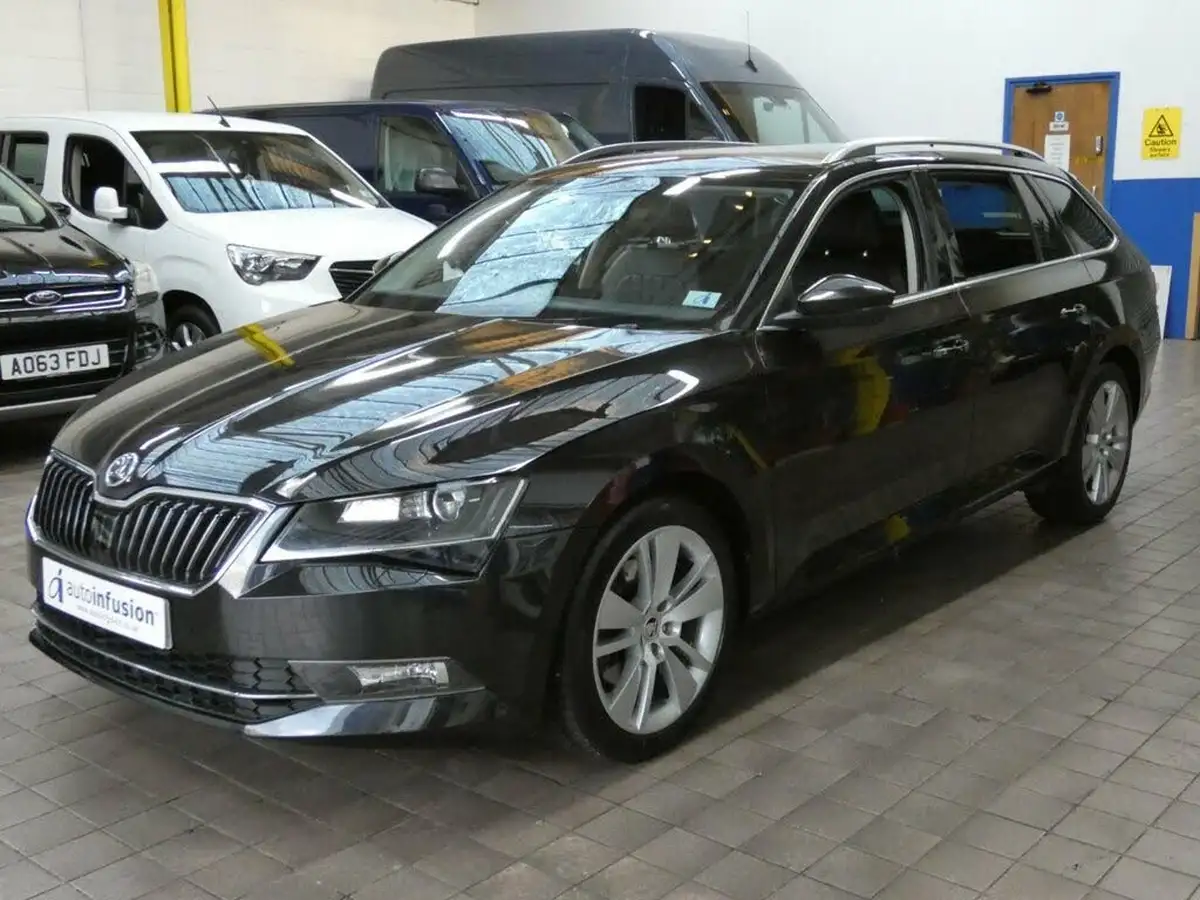 2018-skoda-superb-20-tsi-se-l-executive-220ps-ss-estate-big-7