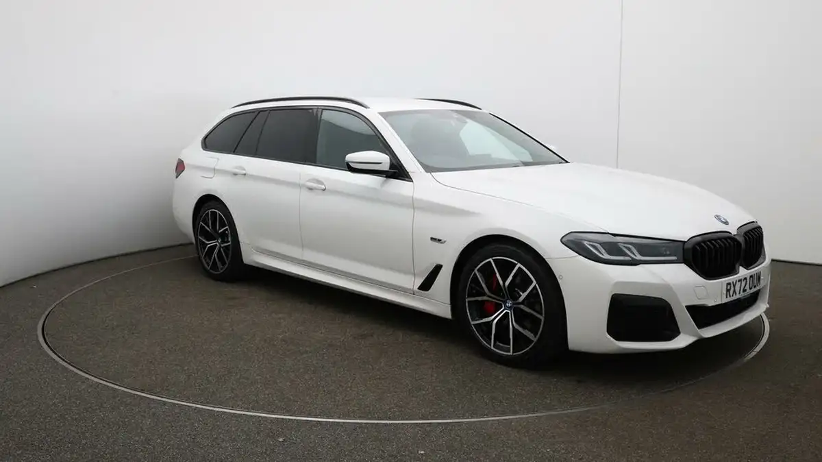 2022-bmw-5-series-20-530e-xdrive-m-sport-touring-5d-big-44