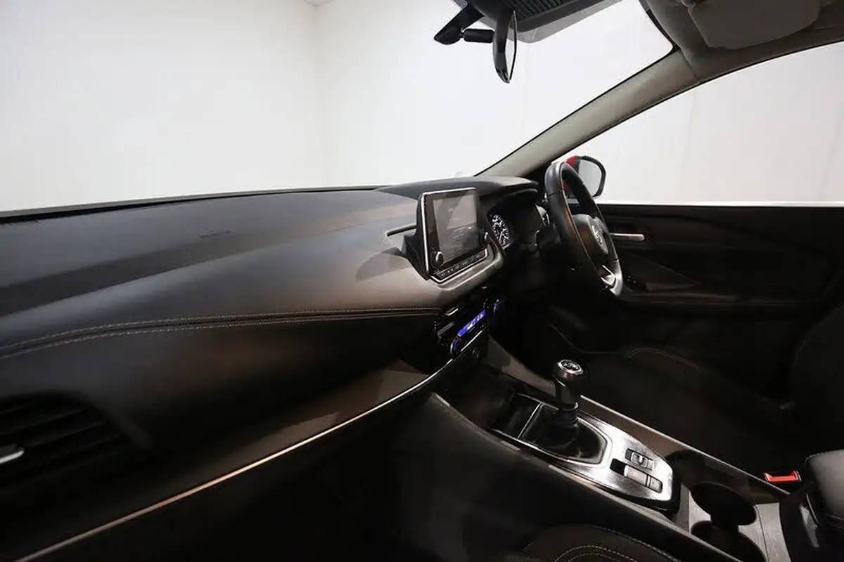 2021-nissan-qashqai-13-dig-t-acenta-premium-140ps-big-21