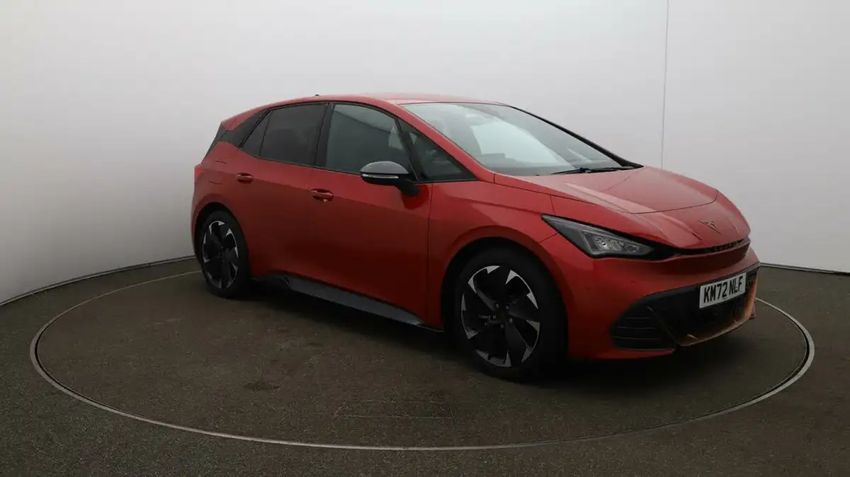 2022-cupra-born-e-v2-204ps-58kwh-big-1