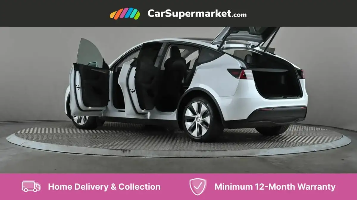 2022-tesla-model-y-e-long-range-big-9