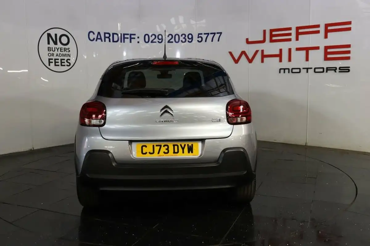 2023-citroen-c3-12-puretech-plus-110ps-eat6-big-3