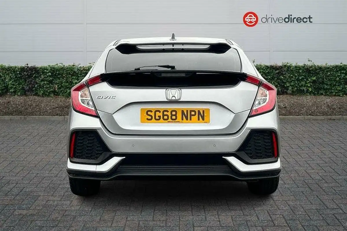 2018-honda-civic-10-vtec-turbo-se-126ps-hatchback-5d-big-3