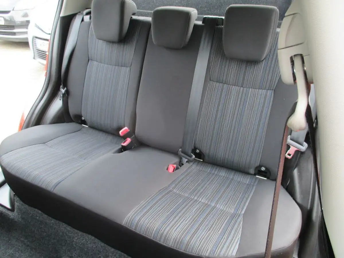 2016-suzuki-swift-12-sz3-5d-big-25