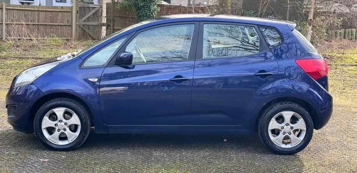 2011-kia-venga-16-2-auto-big-6