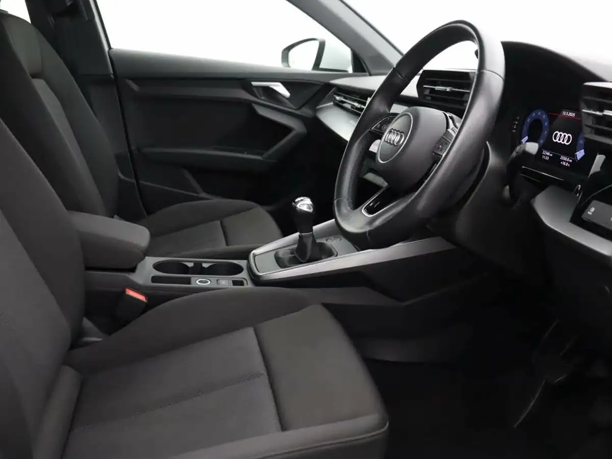 2022-audi-a3-15-35-tfsi-technik-big-19