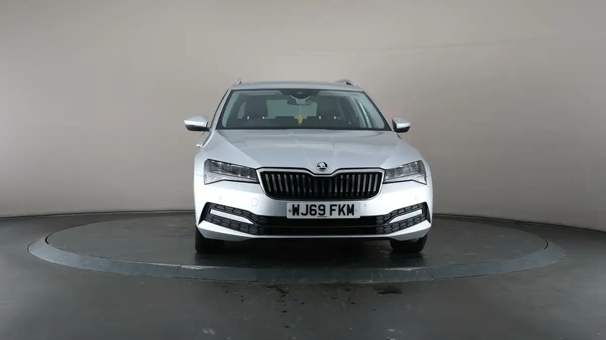 2019-skoda-superb-15-tsi-se-technology-estate-big-47