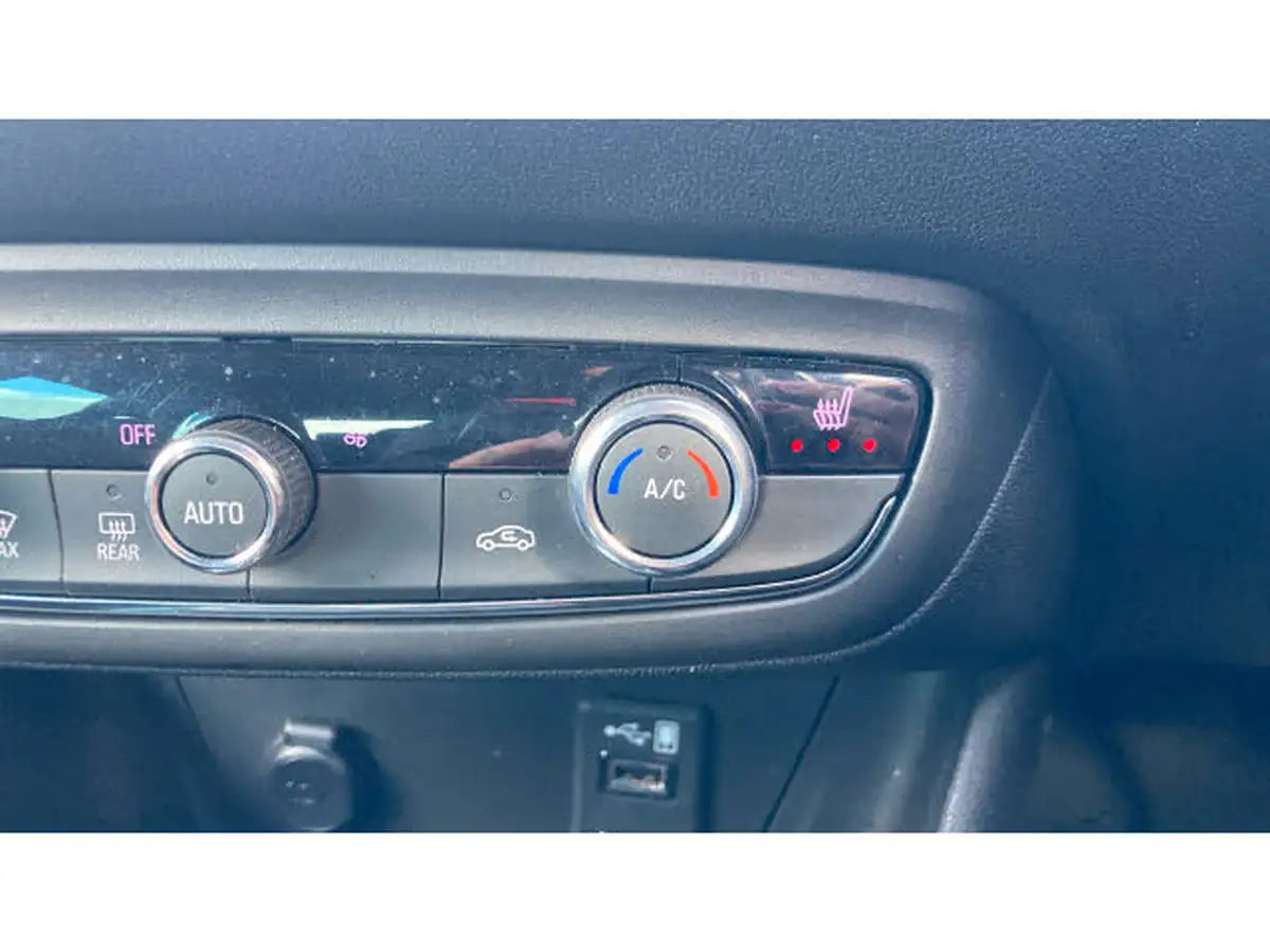 2022-vauxhall-crossland-12-ultimate-130ps-auto-big-24