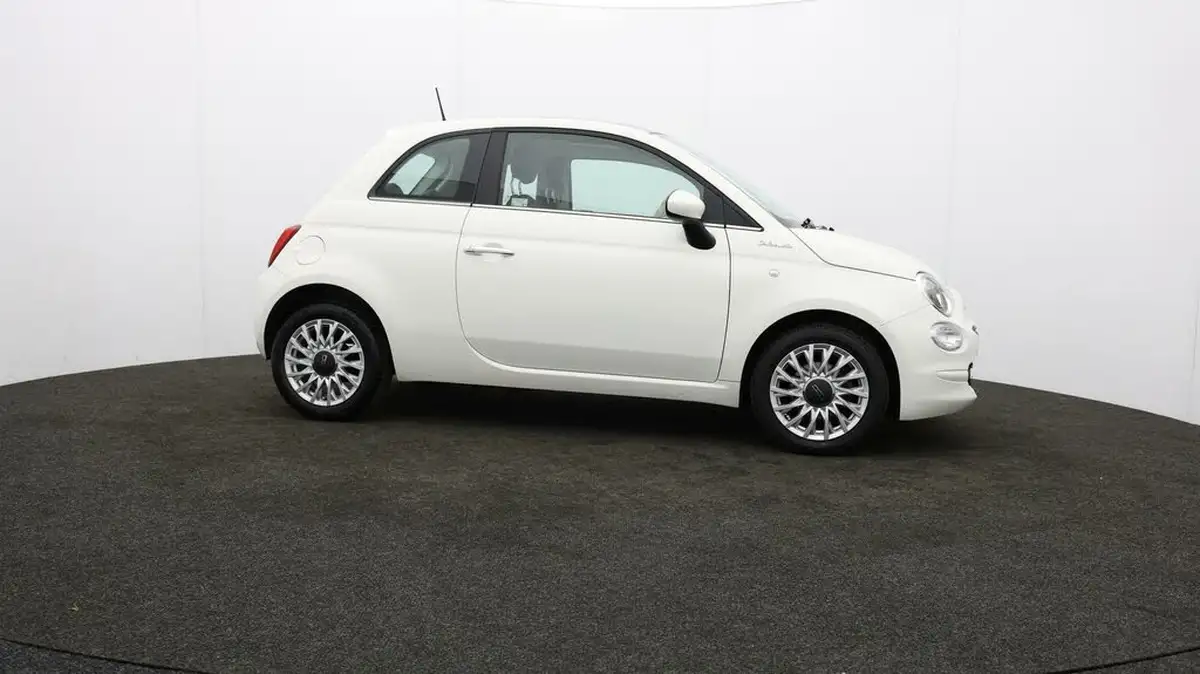 2022-fiat-500-10-dolcevita-big-36
