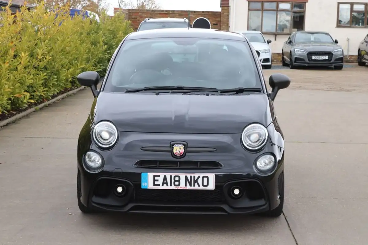2018-abarth-595-14-tjet-competizione-big-15