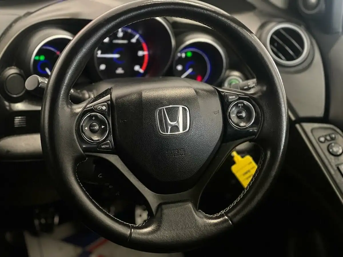 2015-honda-civic-16td-sr-tourer-big-13
