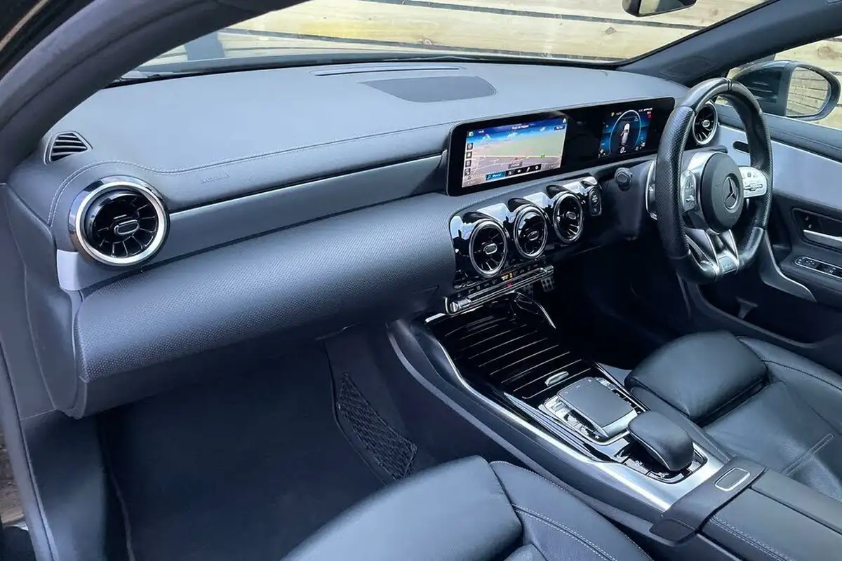 2020-mercedes-benz-a-class-20-a35-amg-executive-hatchback-5d-big-26
