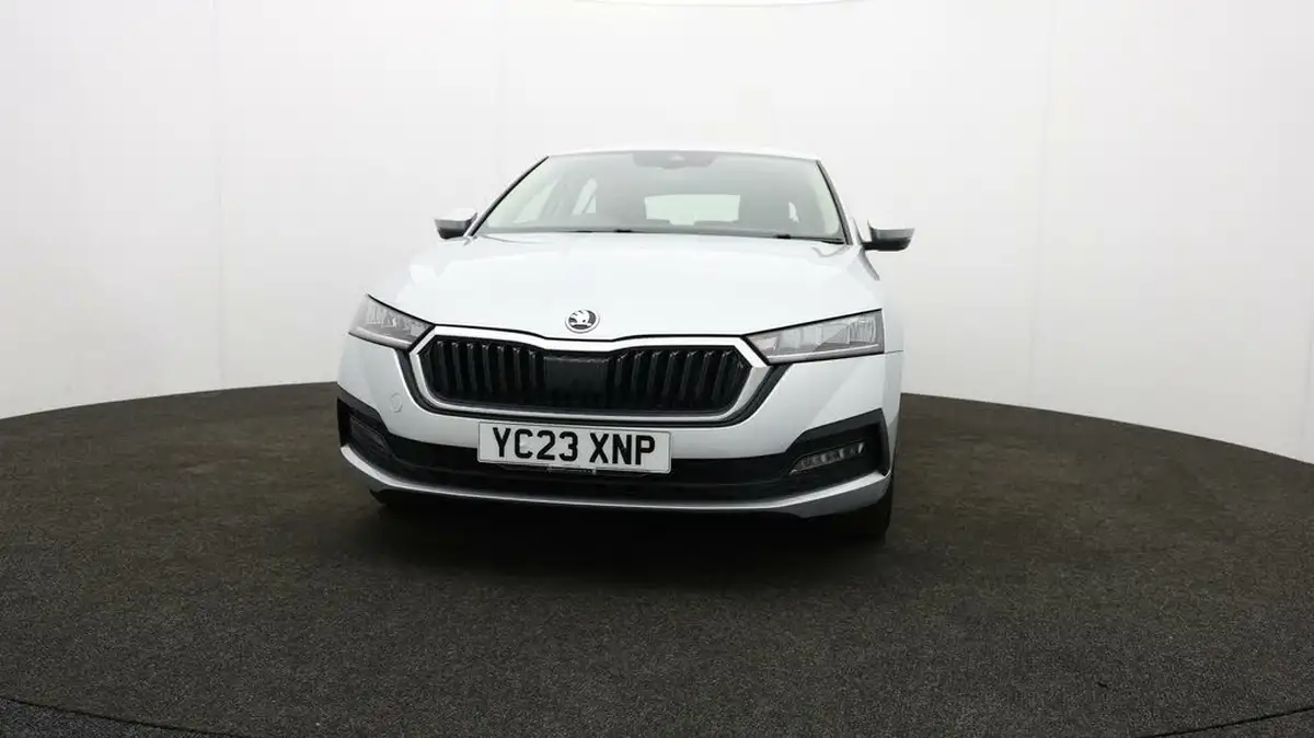 2023-skoda-octavia-10-tsi-se-110ps-hatchback-big-75