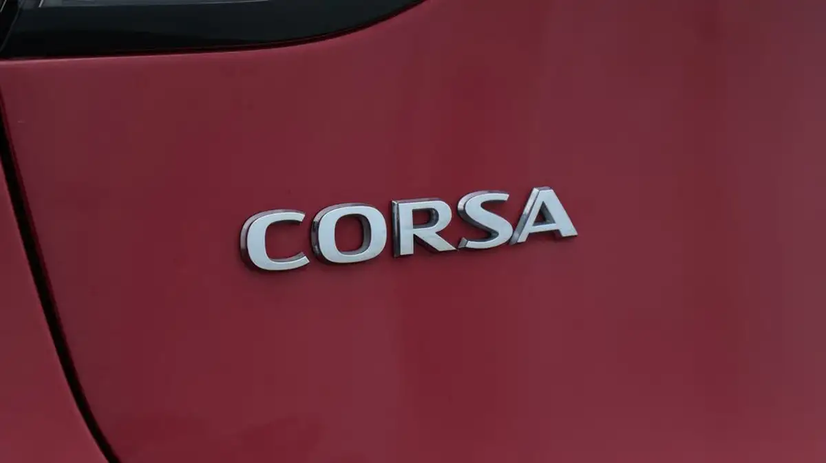 2023-vauxhall-corsa-12i-design-big-21