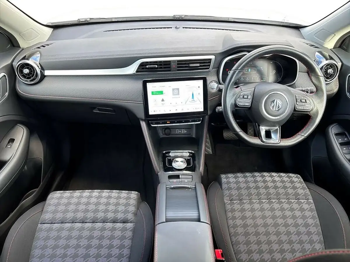 2023-mg-zs-suv-e-se-ev-156ps-long-range-big-12