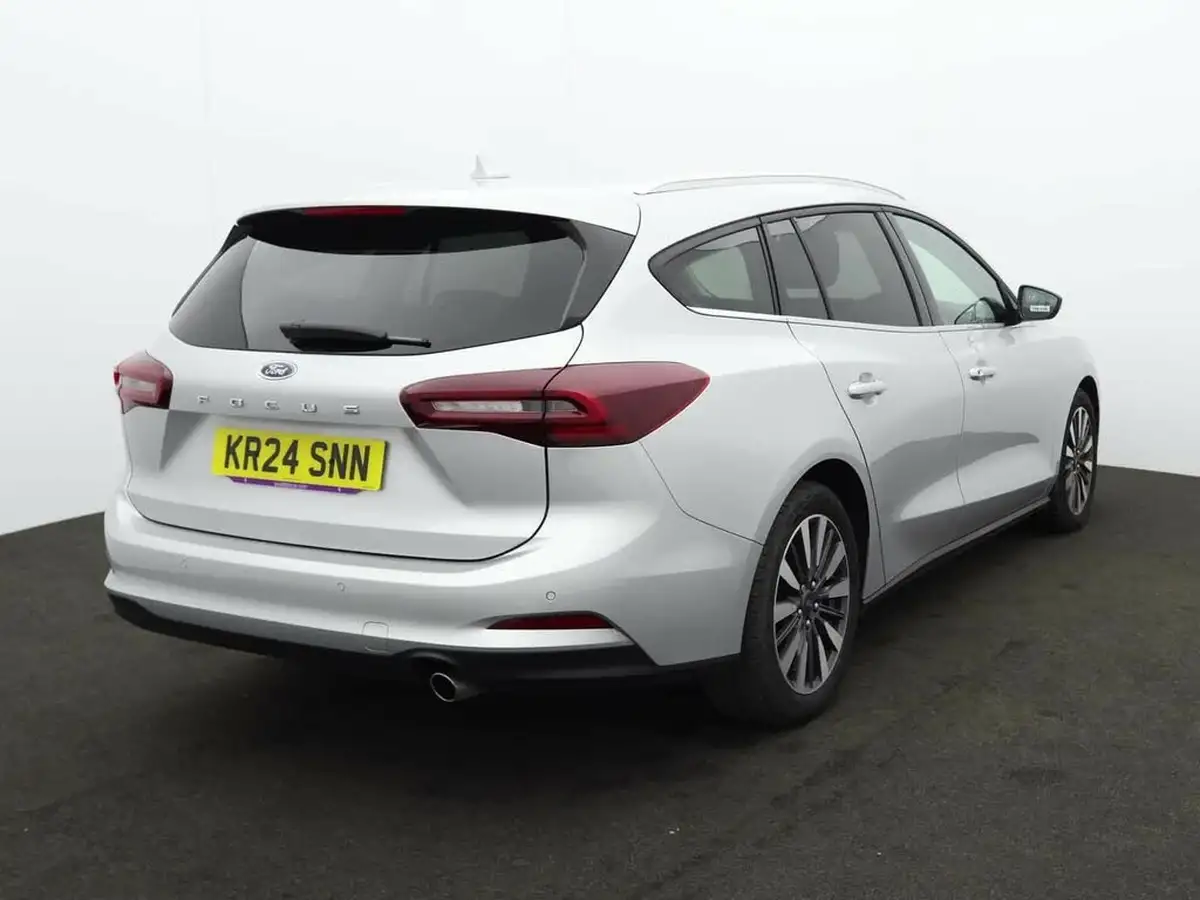 2023-ford-focus-10t-titanium-x-125ps-hybrid-mhev-estate-powershift-big-5