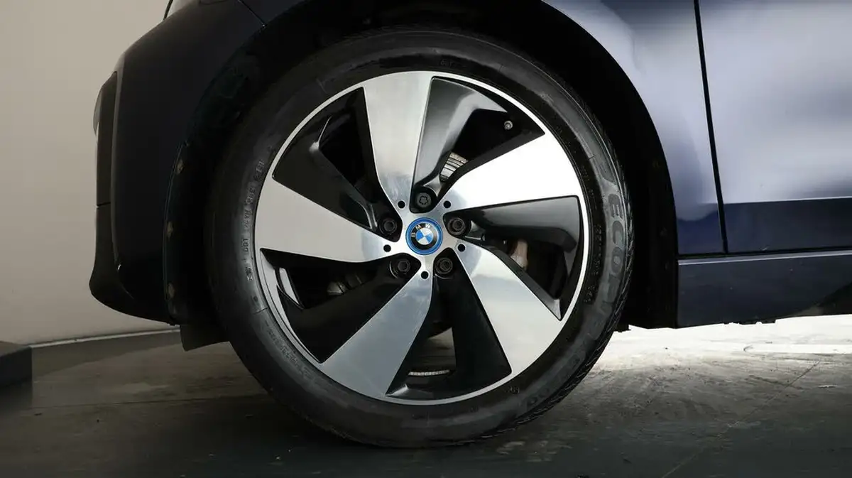 2021-bmw-i3-e-120-ah-big-18