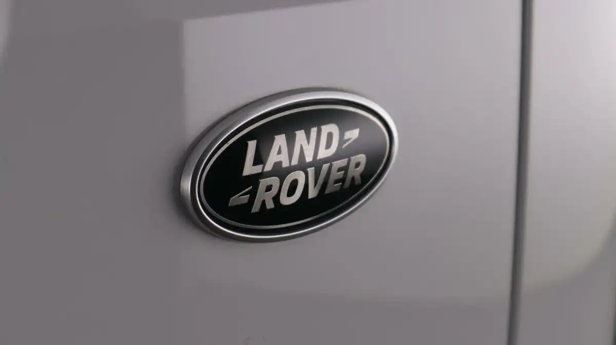 2022-land-rover-range-rover-evoque-15-p300e-r-dynamic-s-big-20