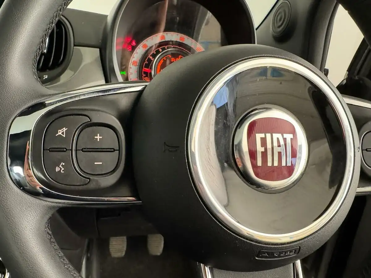 2022-fiat-500-10-dolcevita-big-16