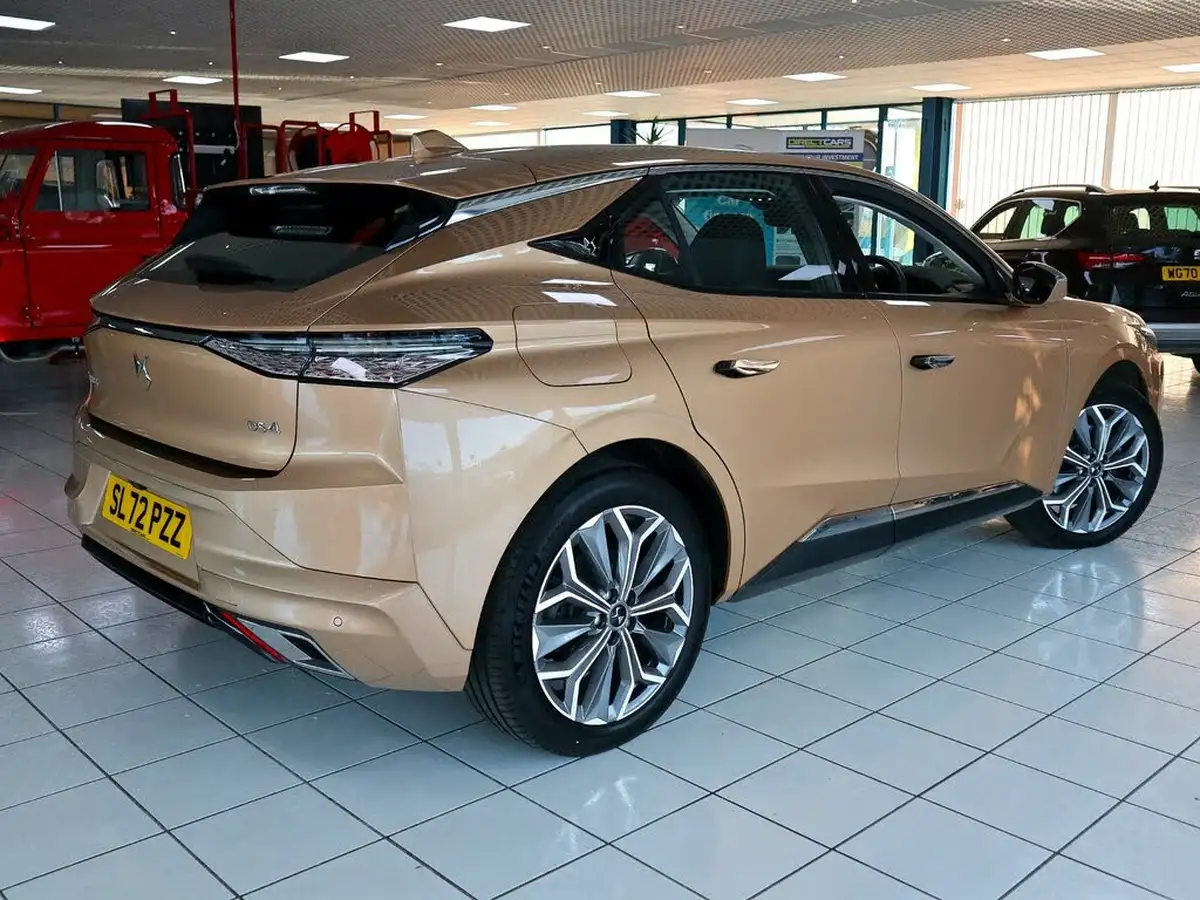 2022-ds-ds-4-e-tense-trocadero-big-6