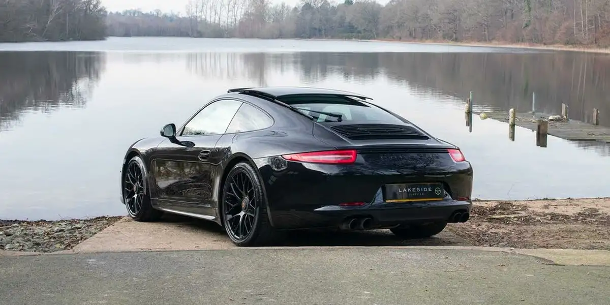 2015-porsche-911-38-carrera-gts-coupe-pdk-big-3