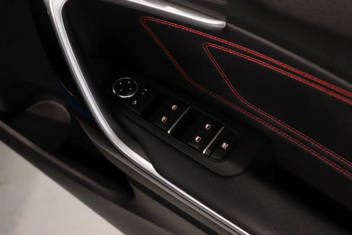 2022-kia-pro-ceed-16-t-gdi-gt-big-30