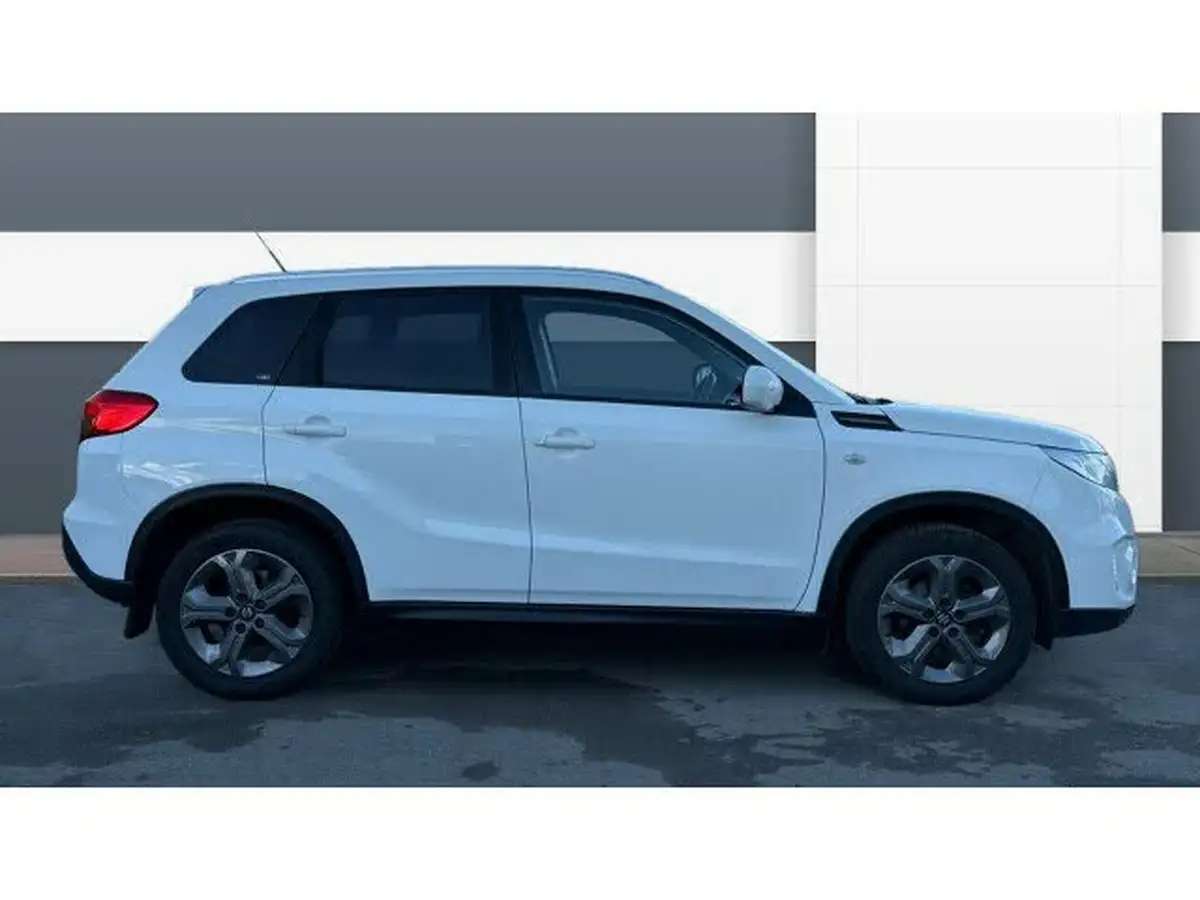 2015-suzuki-vitara-16-sz-t-big-4