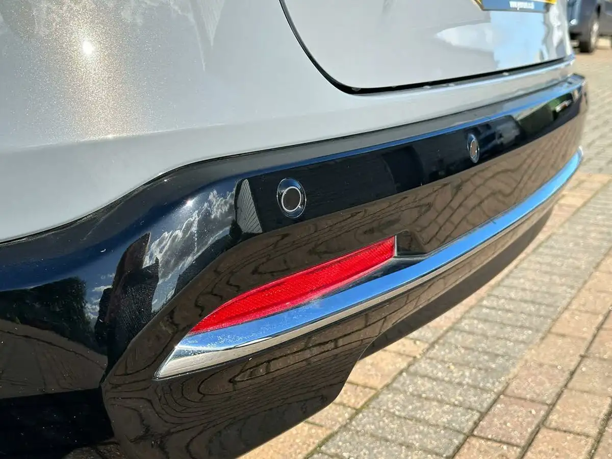 2024-honda-eny1-e-elegance-big-43