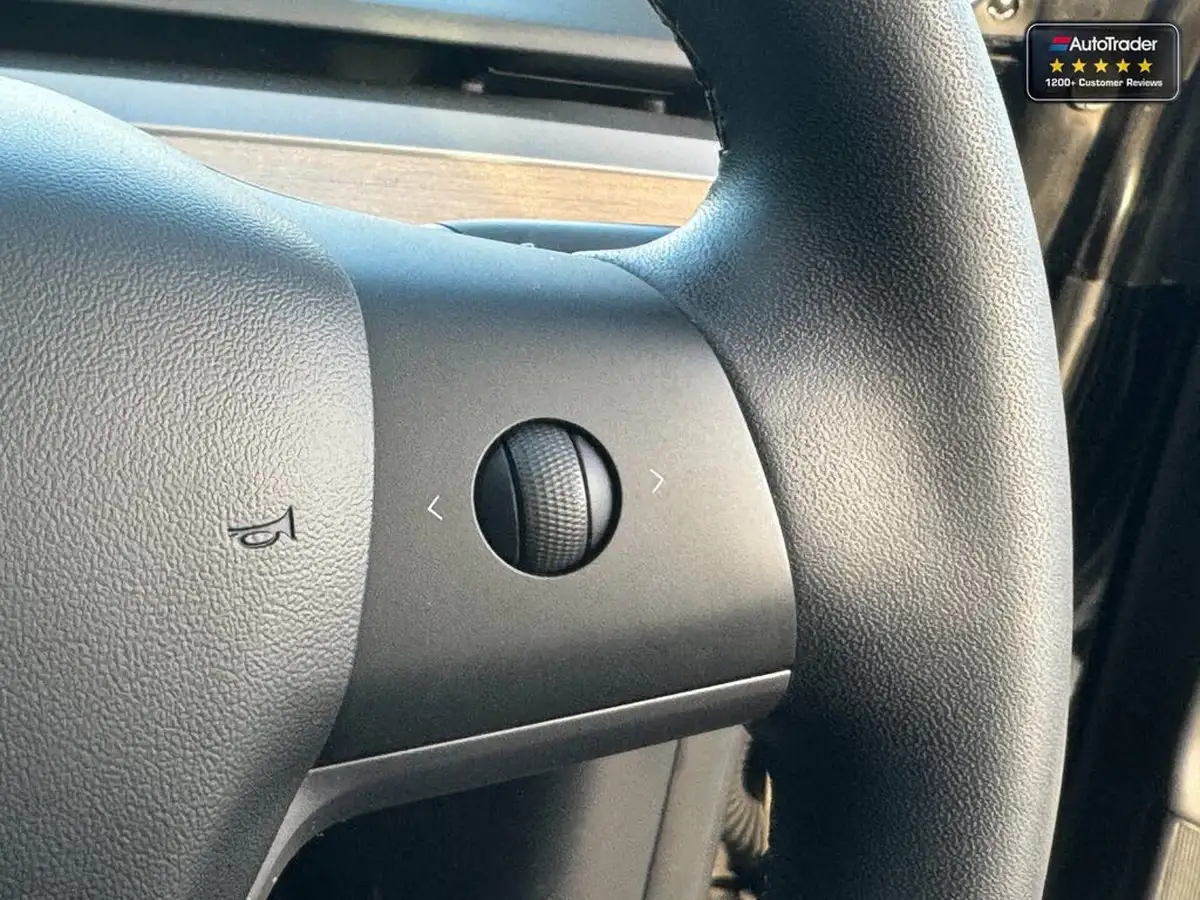 2019-tesla-model-3-e-standard-plus-big-11