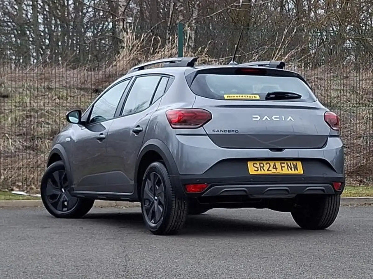 2024-dacia-sandero-stepway-10-tce-expression-90bhp-big-1