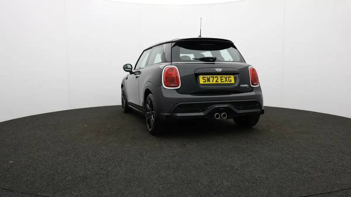 2022-mini-cooper-20-cooper-s-exclusive-premium-hatchback-3d-auto-big-29