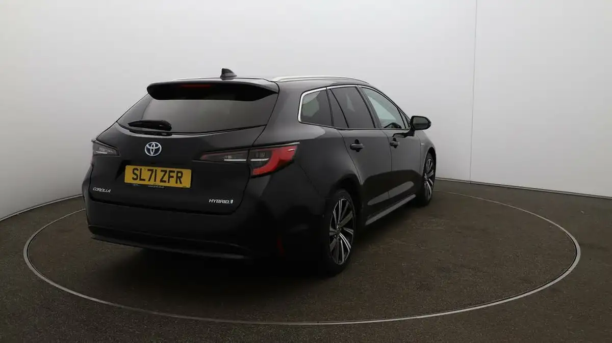 2021-toyota-corolla-18-vvt-i-design-trk-hatchback-5d-big-47