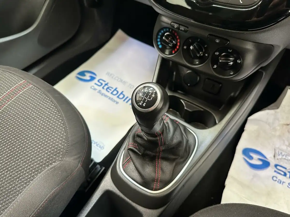2018-vauxhall-corsa-14i-sri-90ps-ecotec-5d-big-15