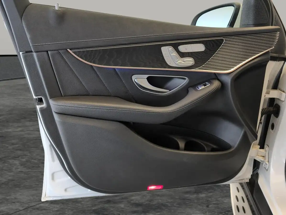 2022-mercedes-benz-eqc-e-eqc-400-amg-line-premium-plus-big-39