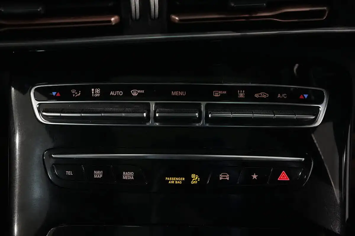 2021-mercedes-benz-eqc-e-eqc-400-amg-line-premium-plus-big-46