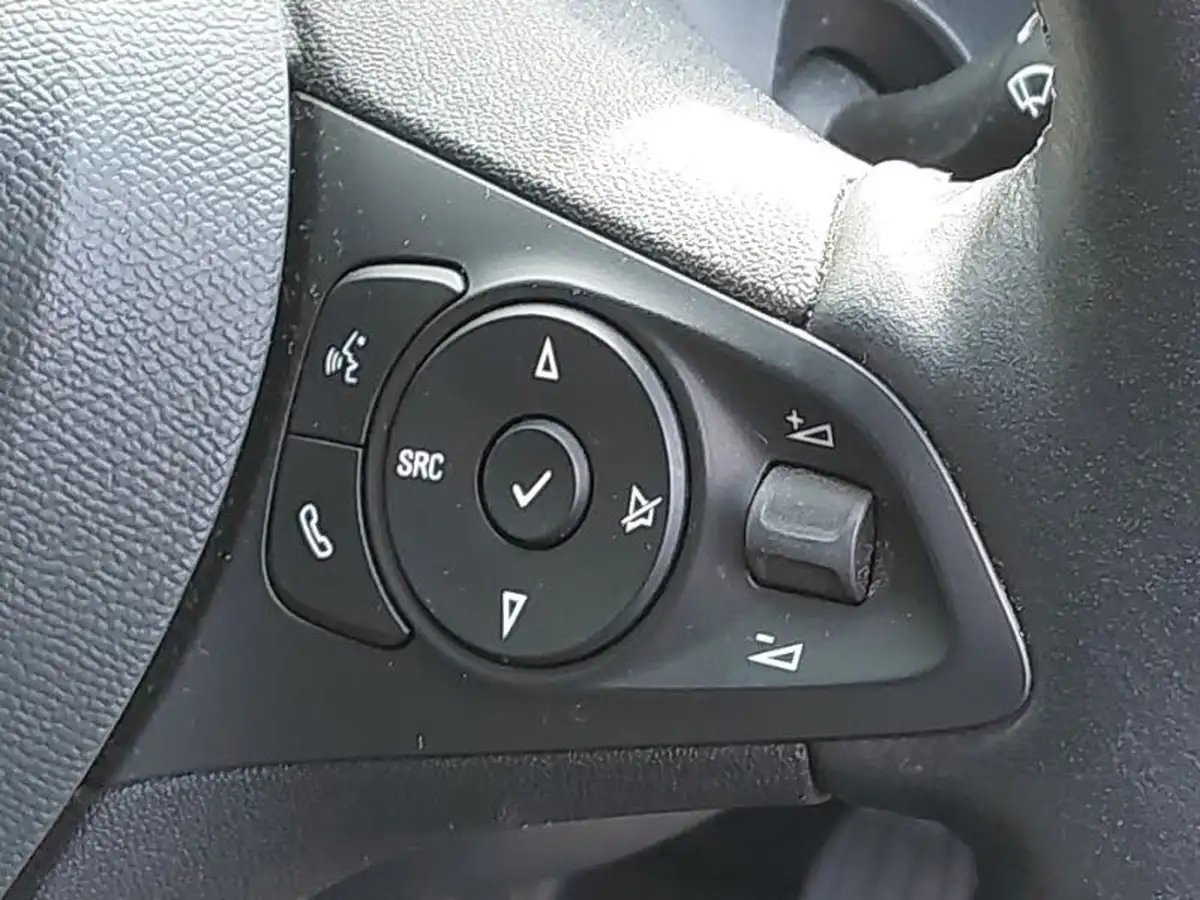2022-vauxhall-corsa-12i-elite-edition-big-14