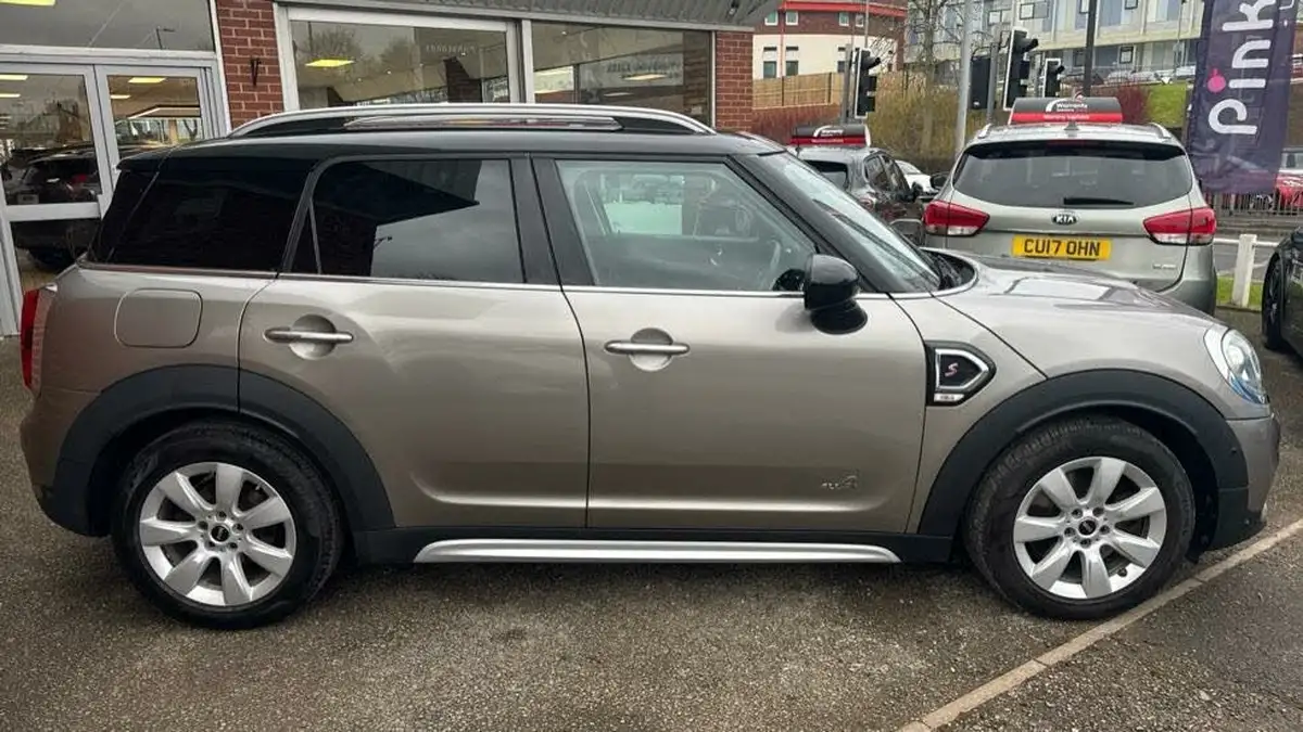 2017-mini-countryman-20-cooper-s-ss-all4-auto-big-20