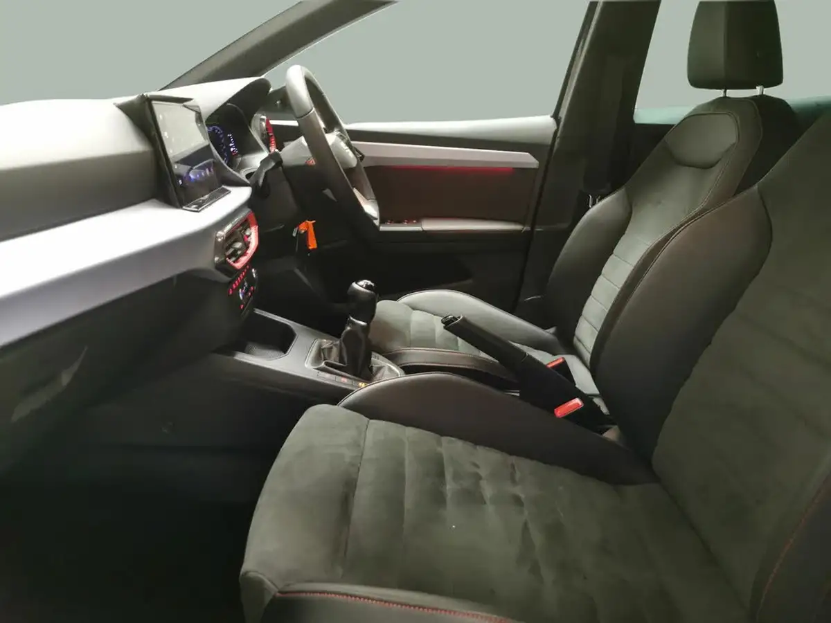 2022-seat-ibiza-10-tsi-fr-sport-110ps-big-1