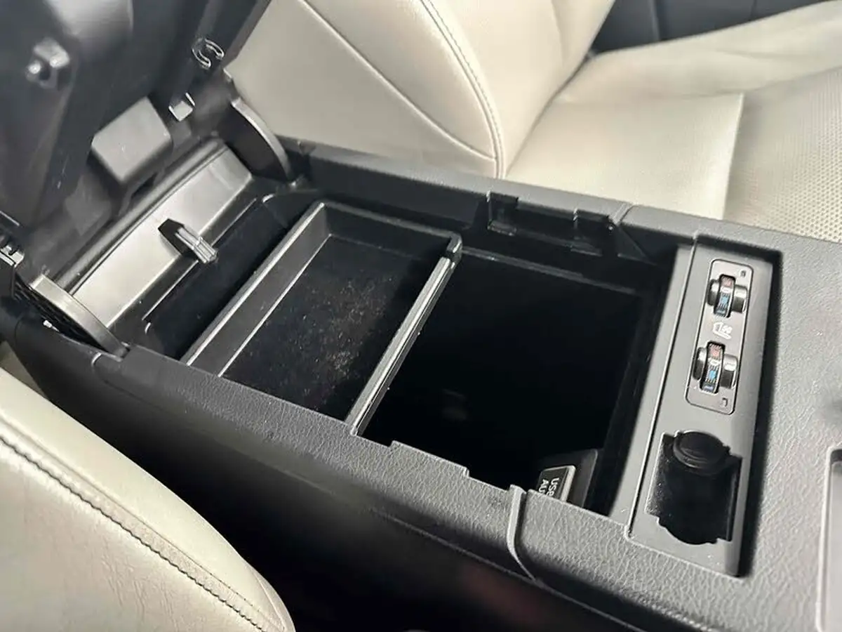 2013-lexus-rx-450h-35-premier-big-40