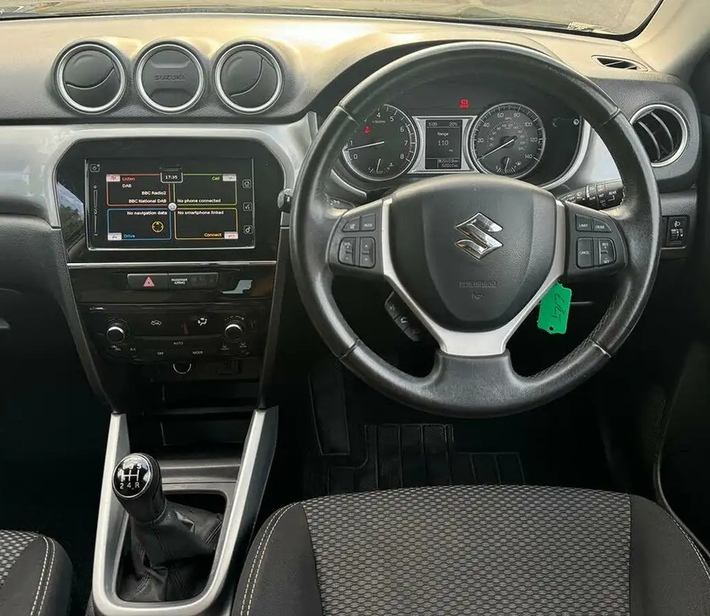 2018-suzuki-vitara-16-sz-t-big-4
