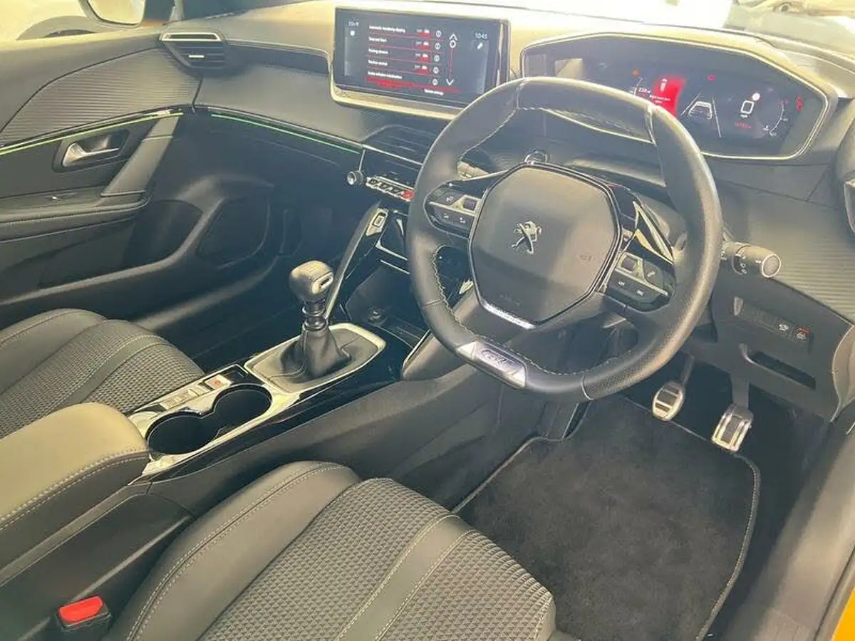 2022-peugeot-208-15-bluehdi-gt-100bhp-big-2