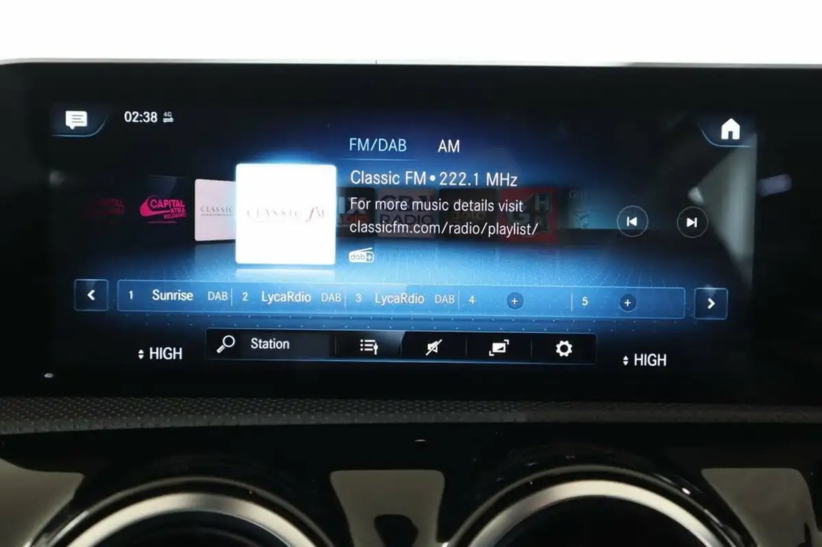 2019-mercedes-benz-a-class-15d-a180d-sport-executive-hatchback-5d-7g-dct-big-39
