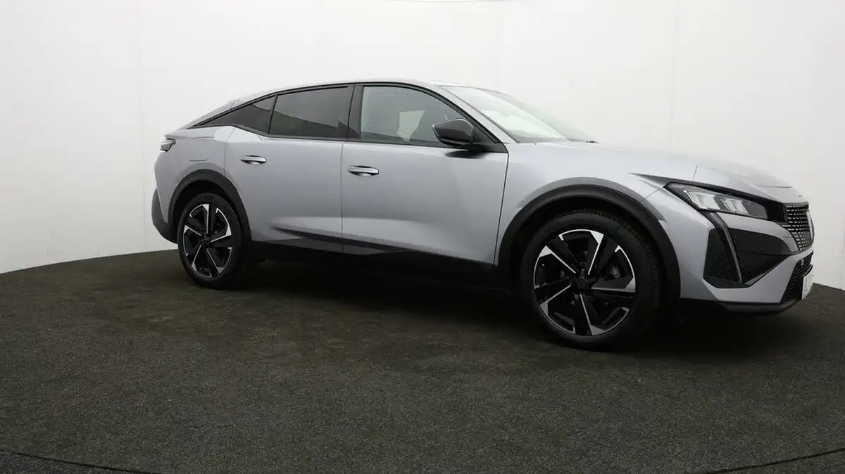 2024-peugeot-408-12-puretech-allure-130ps-ss-eat8-big-43