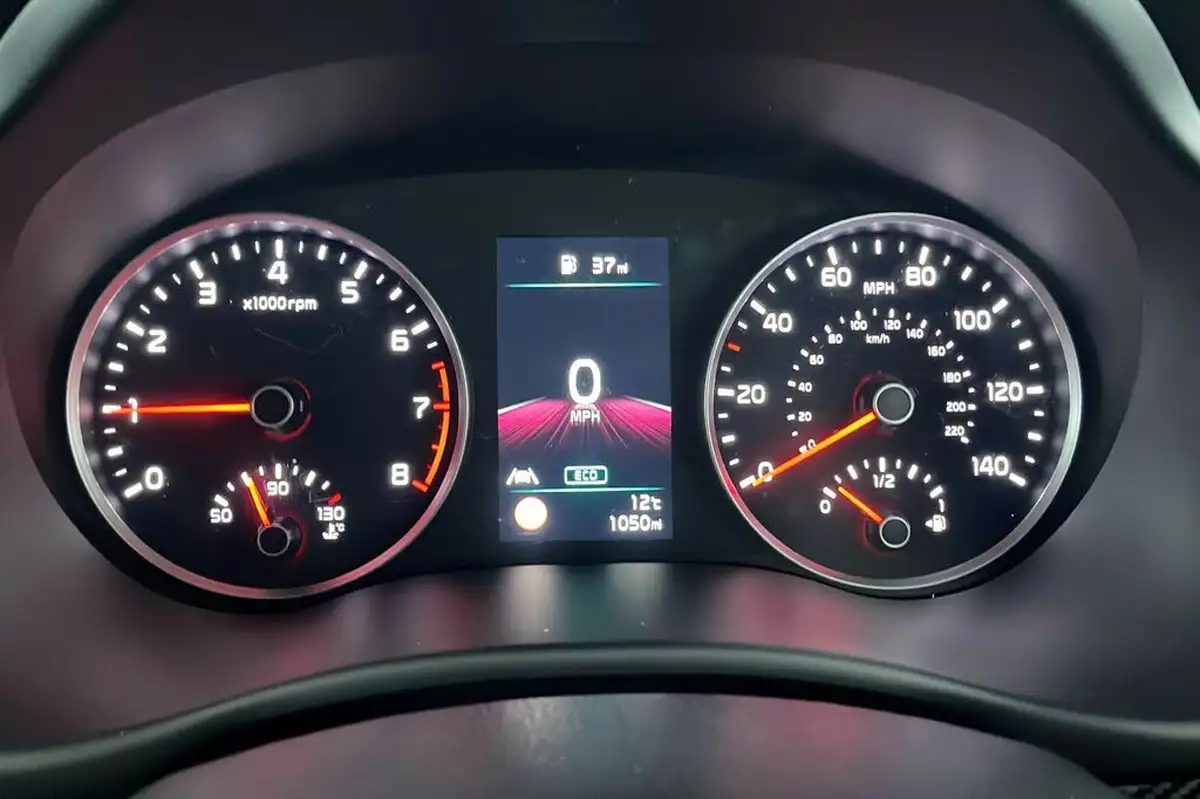 2024-kia-stonic-10-t-gdi-gt-line-s-98bhp-big-12